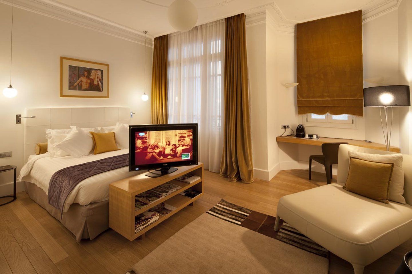 엑셀시오르 호텔 테살로니키 객실 사진 A room at the hotel
