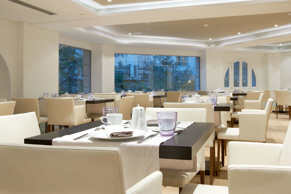 엑셀시오르 호텔 테살로니키 외부 사진 The restaurant