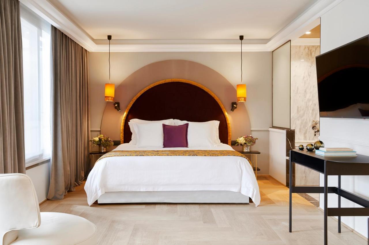 엑셀시오르 호텔 테살로니키 외부 사진 A bedroom at the Mandarin Oriental, Paris